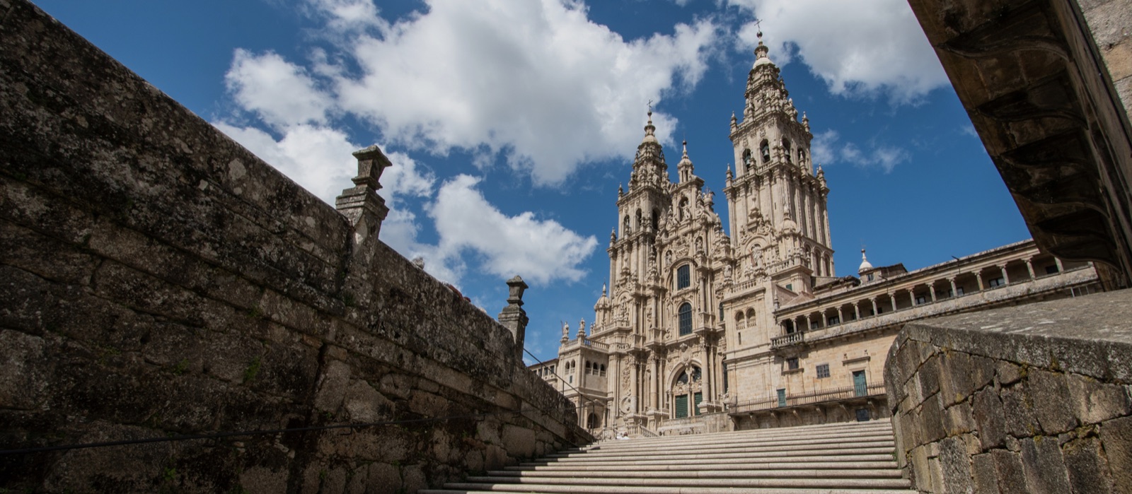 Catedral de Santiago de Compostela al final del Camino
